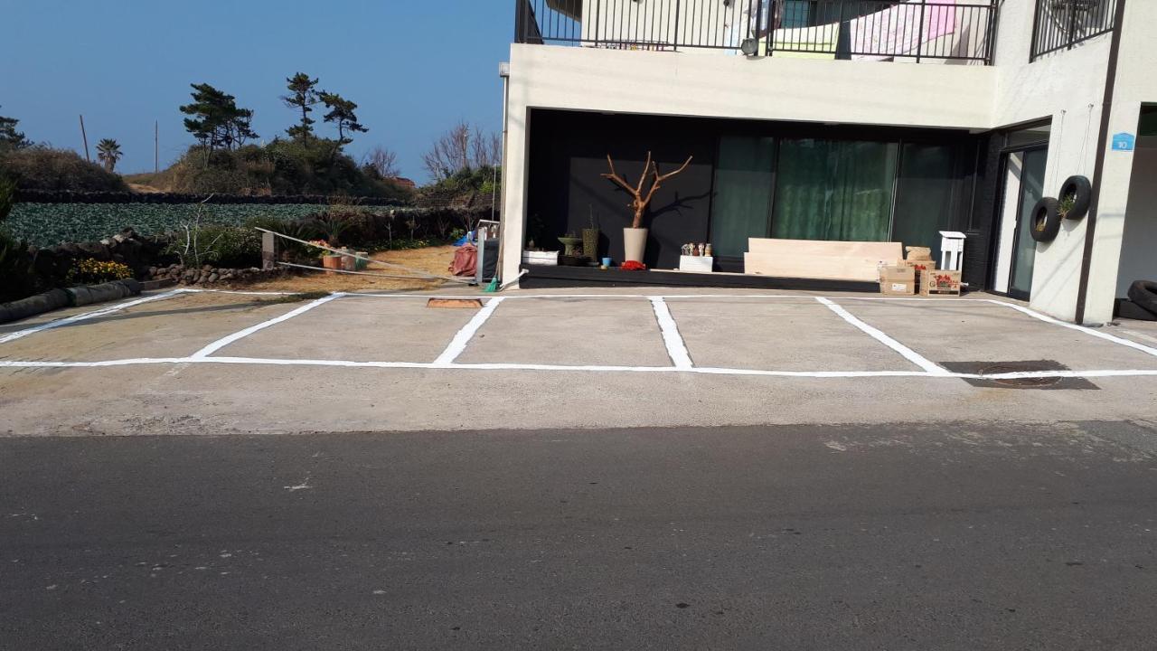 6pm Pension Jeju Exterior foto